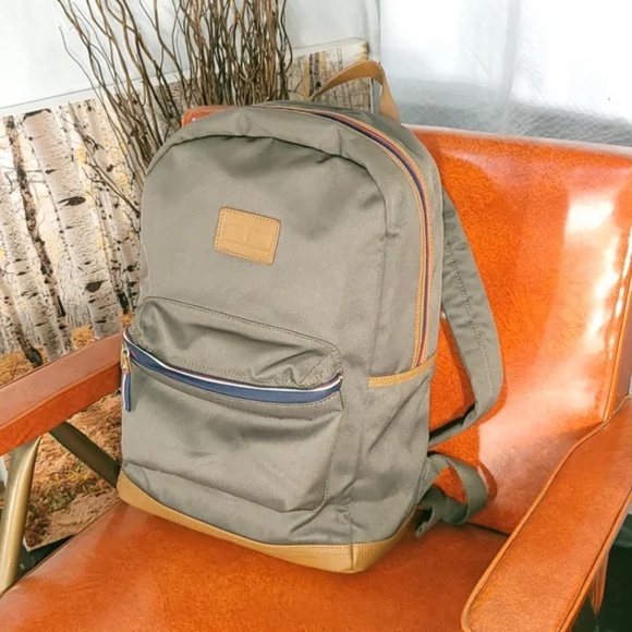 Tommy Hilfiger Olive Green Canvas Backpack - Picture 6 of 9
